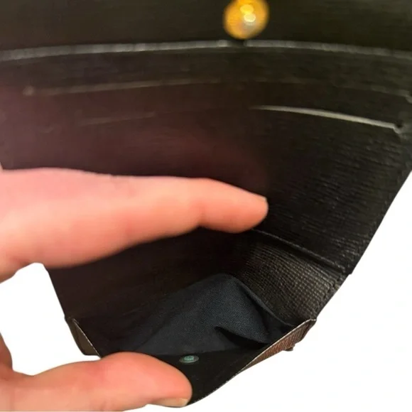 Yves Saint Laurent Vintage Black Leather Snap Wallet Vintage Embossed YSL 80’s - Picture 7 of 8